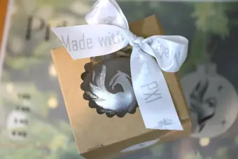 Vánoční koule Phoenix – ručně malované 1 ks